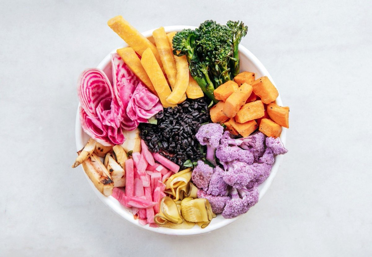 babymajigs's tweet photo. NonProfit " Be The Good Kind" has teamed up to feed front line medical workers in SA while also supporting female owned small businesses. @eatgoodkind #Cryofit #sweetequity @FelizModern @SmartBarreSA #yoursassychef @slabcinema #Frost321 #foundationculinary https://t.co/vAPmjWlioj https://t.co/YJ64Maf7yz