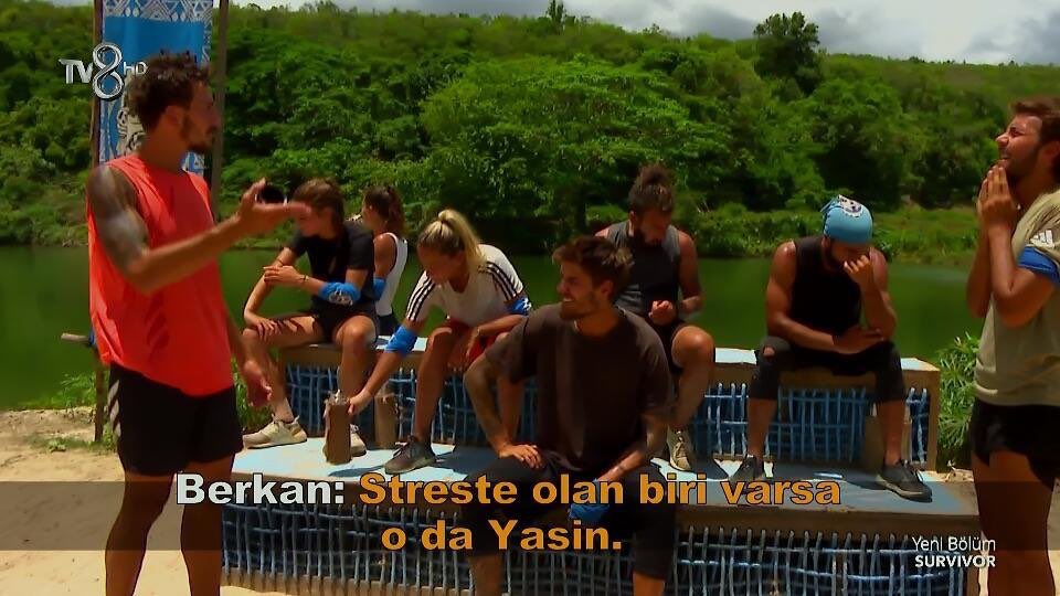 EEE BERKAN EFENDİ SANA ADAM DEDİK MADAM ÇIKTIN HERŞEYE EYVALLAH AMA ŞAMPİYON OLACAĞIM AYAĞINA KARAKTERDEN UZAKLAŞMAK YAKIŞMAZ YAKIŞMADI SANA BERKAN KARABULUT !!!!#survivor2020