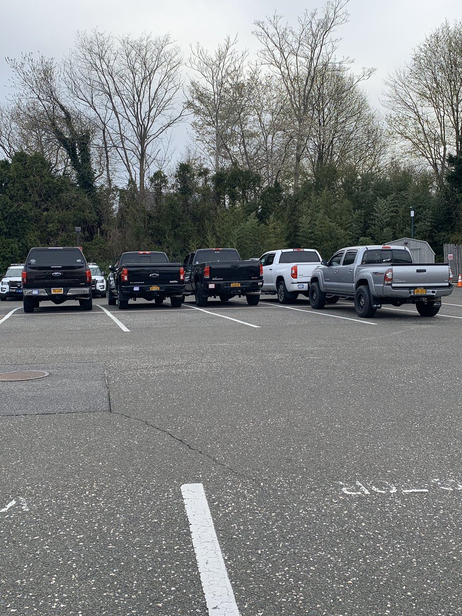 GoBonac's tweet image. Just like long lane - the trucks are magnetized !