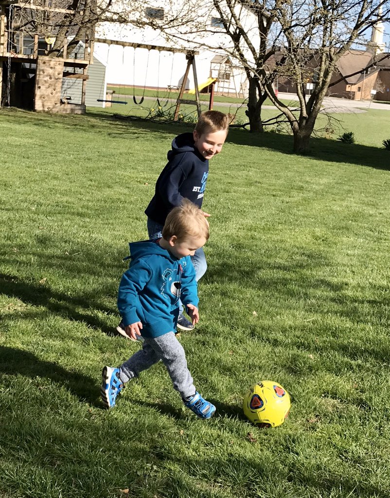 MrsChurch45's tweet photo. Soccer for outdoor PE today! @WauseonPrimary #WPSSpecialTime https://t.co/ptaXIBLB8Q