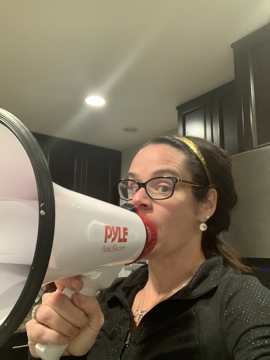 cakedivasnet's tweet photo. I’m ready. 📢 Headed around the block to check on my fave 90 year olds!!! 👵🏻🧓🏼Hoping they can hear me from curb and we can have a good convo with or without hearing aids. 😁😁Warning customers and neighbors and beyond - this will be used 🤣🤣🤣 #quarantineessential https://t.co/aIZN8qfEwk