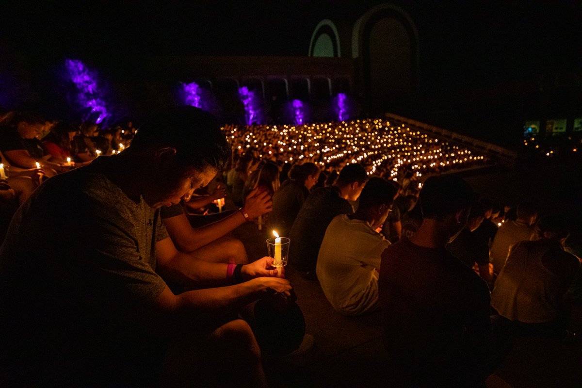 ACUedu's tweet photo. Let's come together to lift up others to the Lord. Set aside time tomorrow to focus on praying for our community, country, and the world and for all those who are hurting right now. #ACUDayofPrayer #ACUTogether https://t.co/gVsHbE9MIU