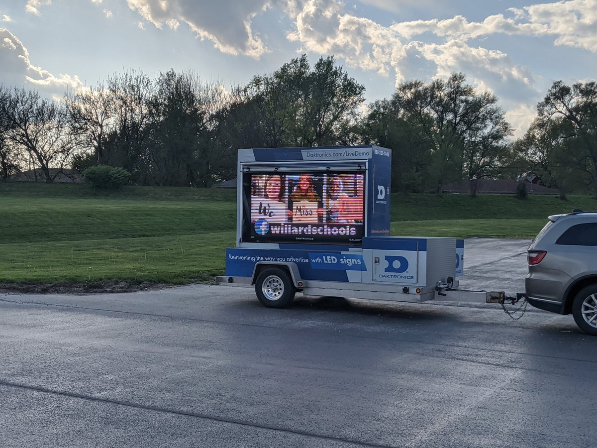 JoeDak23's tweet photo. Thank you Willard schools allowing me to provide you with Digital display for the day.  @willardschools https://t.co/FgZjcPsiA1