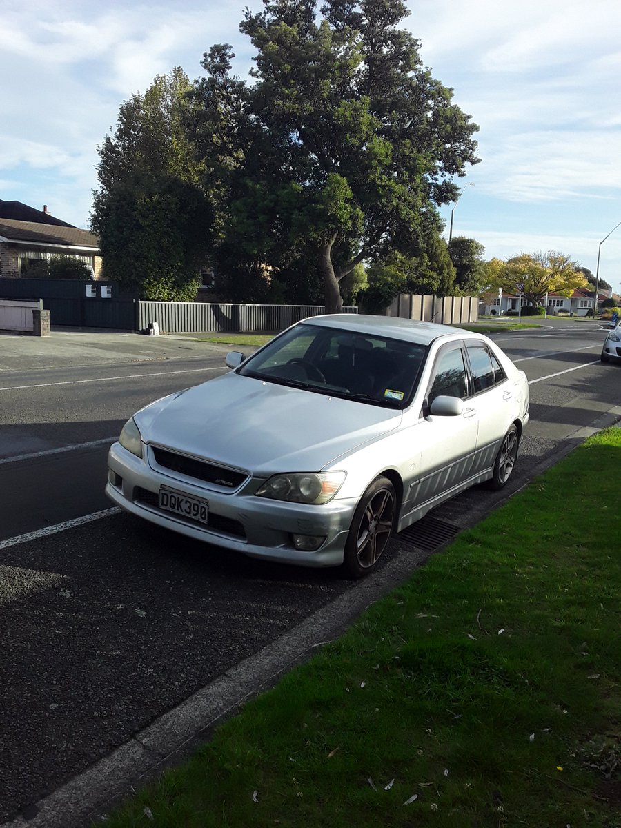 Msの様な眼を持つマキナミスト アルテッツァ 外国では未だに走り屋車として現役 因みにジータも現役