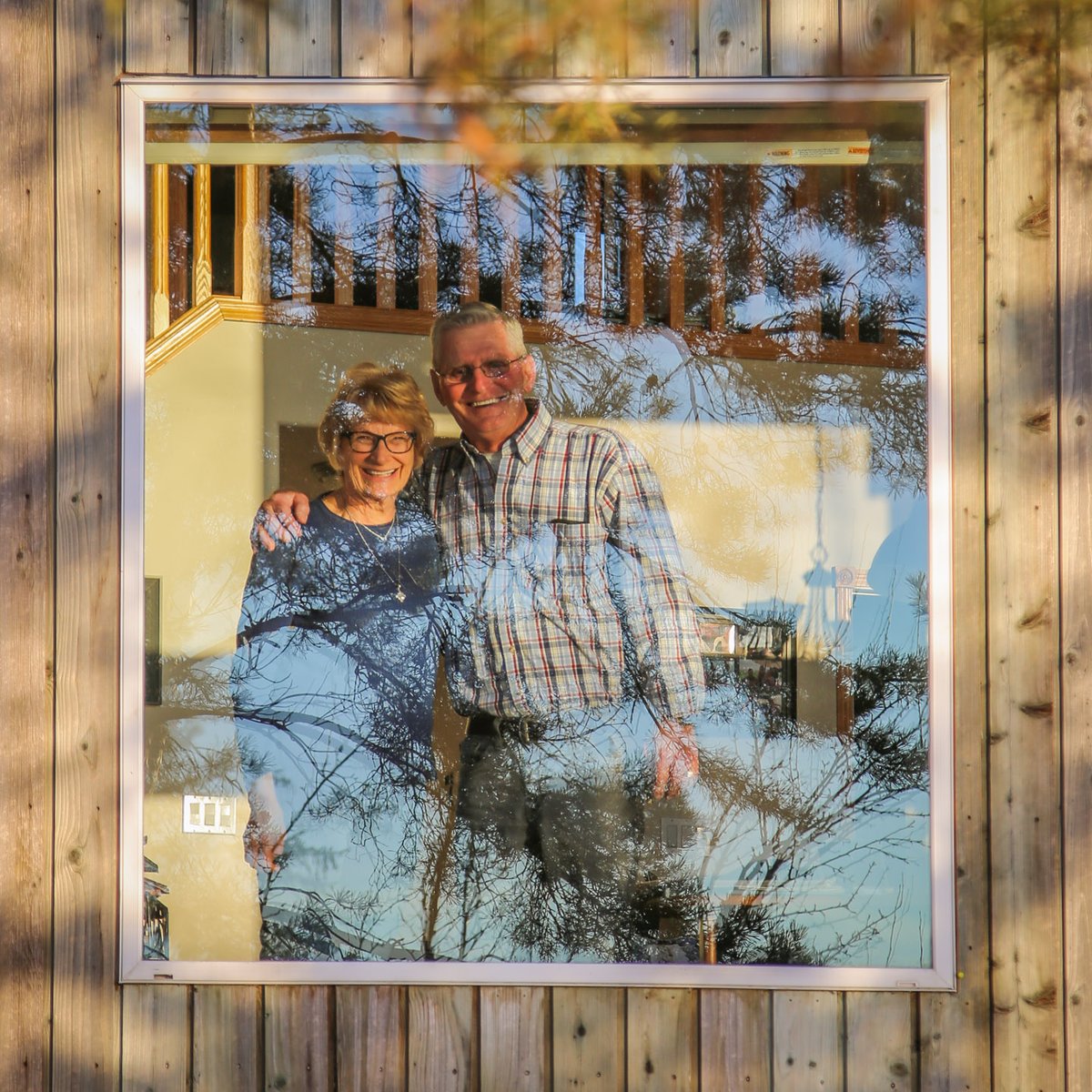 Bill and Anne can always enjoy a beautiful sunset over Lake Newell during their isolation. #Porchraits #LakeNewell #Birdwatching #PhysicalDistancePhotos #CountyofNewell #kinbrookisland