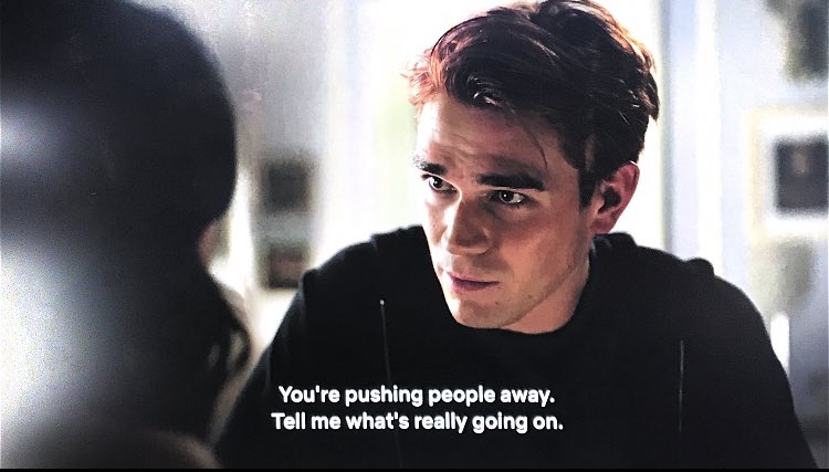 and archie reassuring and supporting veronica even though hirams literally tried to kill him