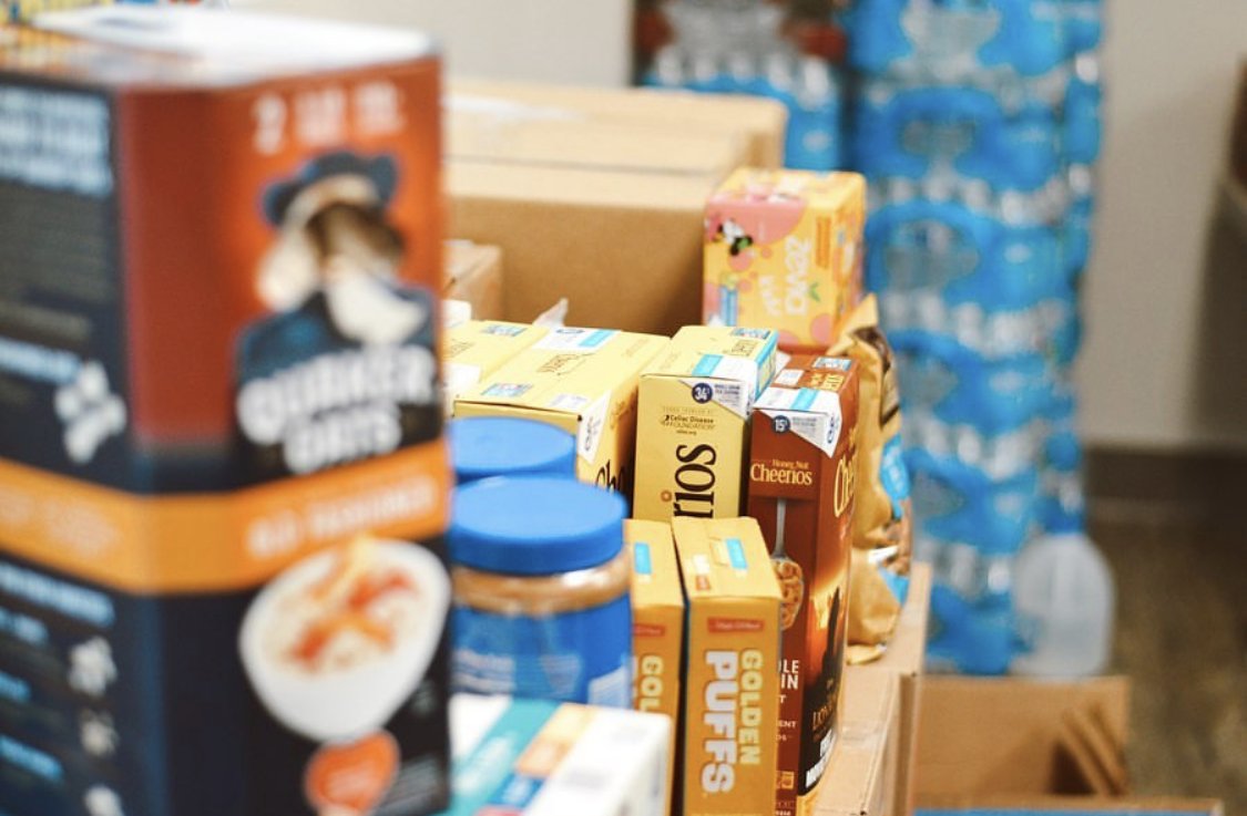 _careportal's tweet photo. Last week, @LivingWordBible in Arizona used CarePortal's Disaster Relief platform and donated a car full of essential items to Bridges Early Childhood Education to assist as they provide child care for first responders and emergency teams. https://t.co/vIzMsw82WO