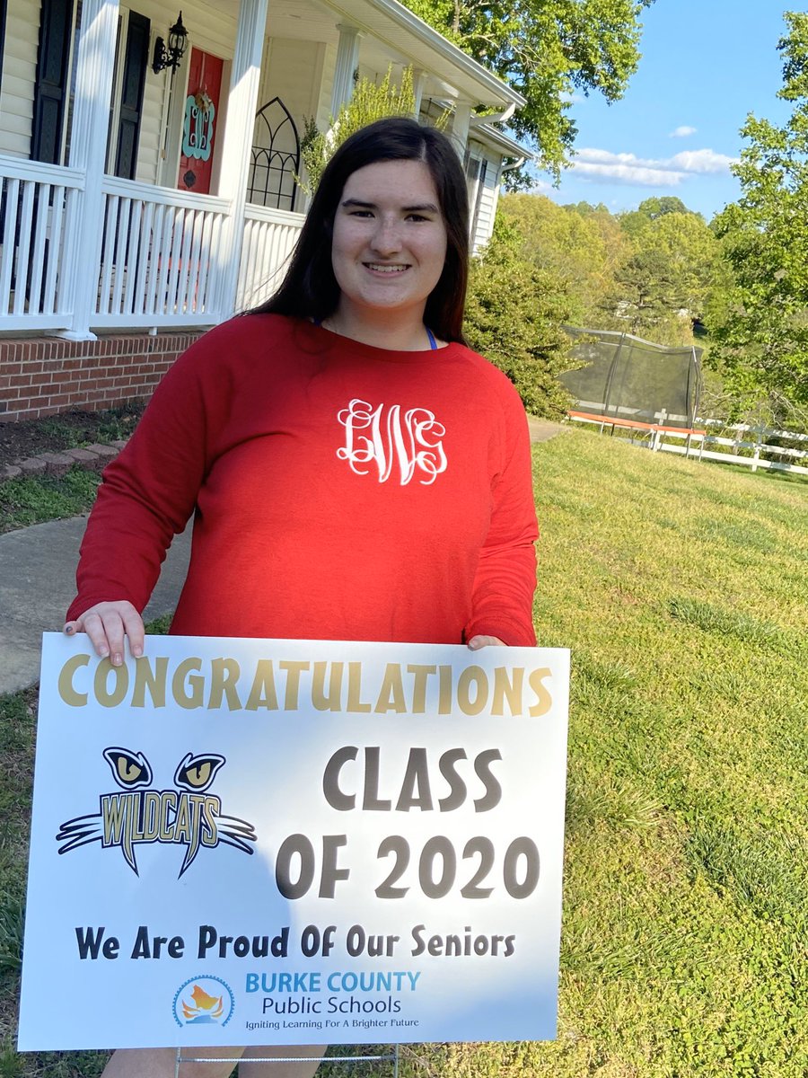 charlesw2015's tweet photo. Thank you to Burke County Public Schools for supporting the Class of 2020 during this time. Our family appreciates the personal touch and thoughtfulness. #ignitelearningbcps @LarryLputnam https://t.co/VkT3i0zYyr