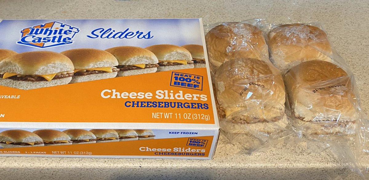  @cytoskeletown and I happen to have some  #WhiteCastle sliders in our freezers, so why not? (2/n)