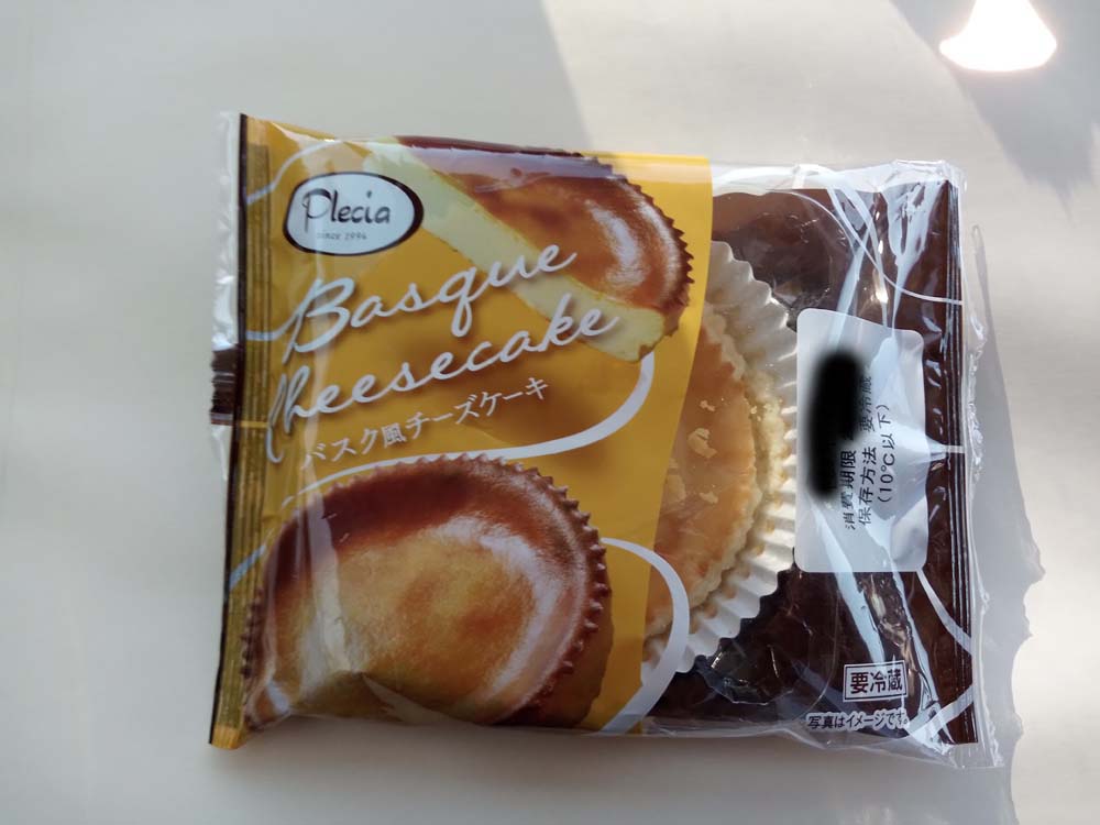 『月曜日のモグモグ』・その7:バスク風チーズケーキ 