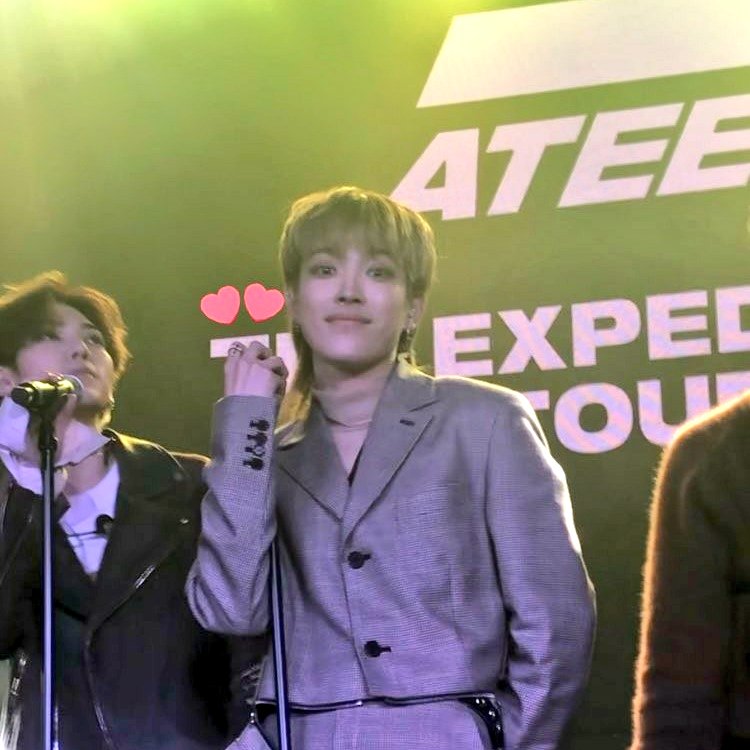 the way ateez look at their fans;an important and heartbreaking thread(p.s. please love ateez)