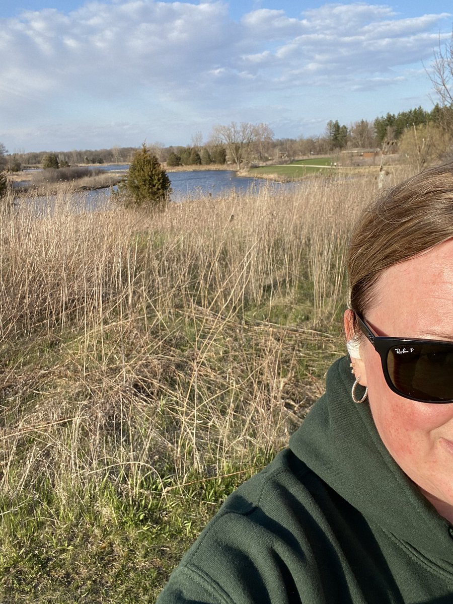 julestds's tweet photo. 4.5 miles of beautiful blue sky. Until it rained for 2 minutes. #Ihatethewind #soclosetohome #letsgetergoing #Igotgoals #TamarakRepresent https://t.co/D9ou82ExW6