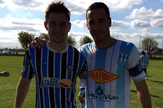 SoloLEFoficial's tweet photo. Dialogamos con el delantero de Belgrano, Juan I. Bossio nos contó algunos por menores de su ausencia en el torneo pasado y todo lo que se preparó para estar en este. #BelgranoSaPereira #JuanIgnacioBossio #ligaesperancina #sololef https://t.co/xpccfYSsad https://t.co/7znWgn613h