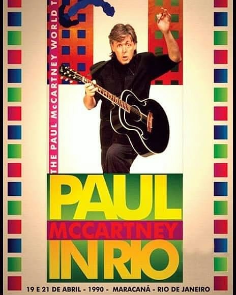 Há 30 anos, nos dias 20 e 21 de Abril de 1990, Paul McCartney realizava seus primeiros shows no Brasil com duas apresentações no estádio do Maracanã, no Rio de Janeiro. Primeira vez que um Beatle pisava em terras brasileiras.

#PaulMcCartney #30anos #PaulinRio
#PaulinBrazil 🎸 🇧🇷
