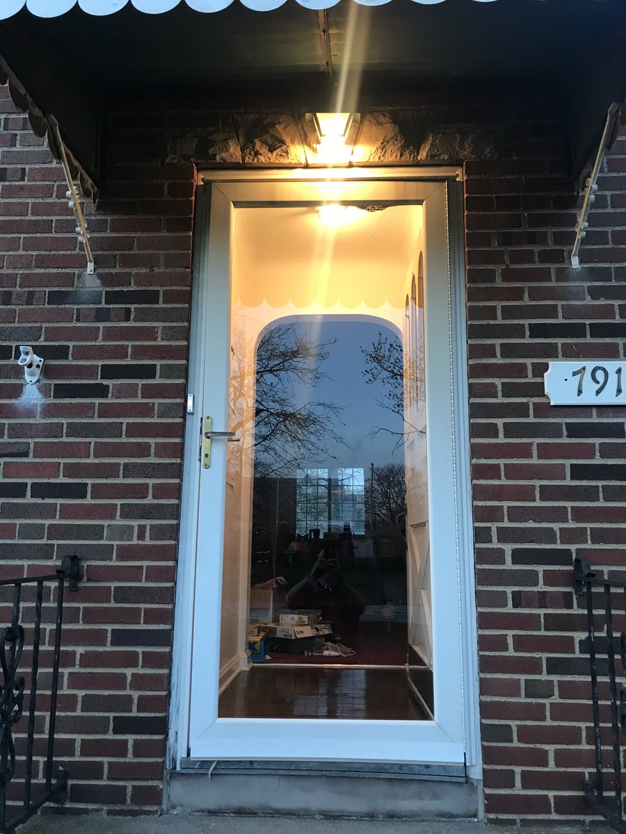 Supporting our Seniors Musicians...

#Classof2020
#LakesidePride
#LakesideStrong
#LakesideForever