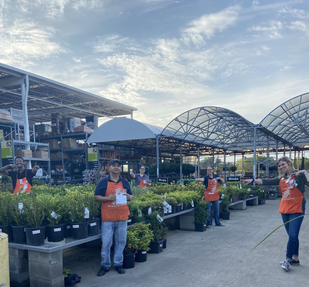 Congratulations Pedro! Thank you for your universal associate attitude!! 🎉🎉 #badgerup 🏅