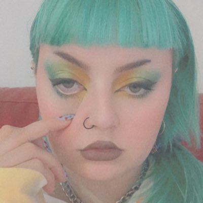 tillytheidiot's tweet photo. #NewProfilePic https://t.co/FOUJcavTlG