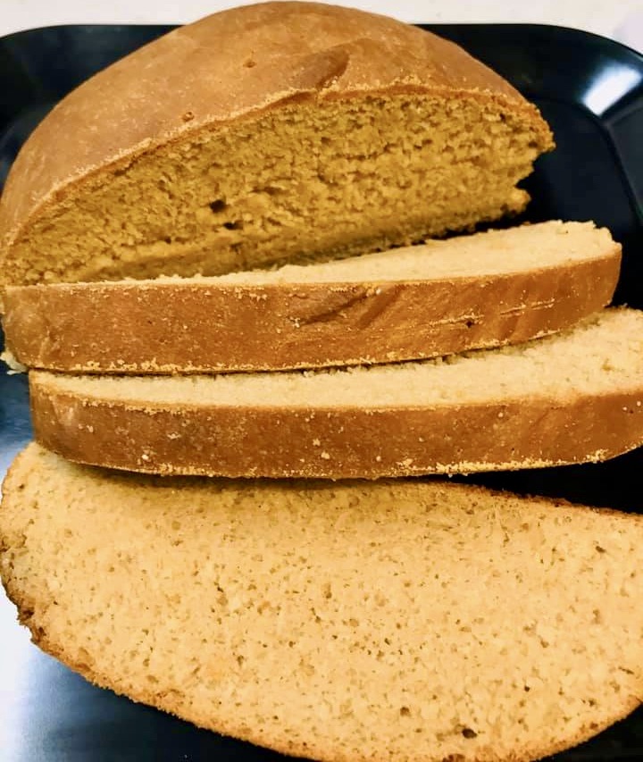 Surekhath's tweet image. suscooking.com/HomeMadeBread.…
As lockdowns continue and grocery shopping which previously was a mundane task has now turned into a nerve-wracking ordeal, its good to bake your own breads!
#makeyourownbread #wholewheatbread #homemadebread #lockdowncooking #suscooking