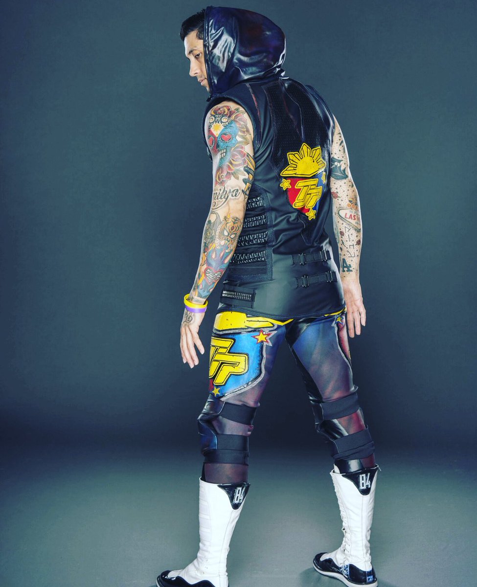 “Don't make the same mistakes I did. Got it? Or else the whole world tastes like Mama June after hot yoga..”

💙❤️💛 #FilAmFlash