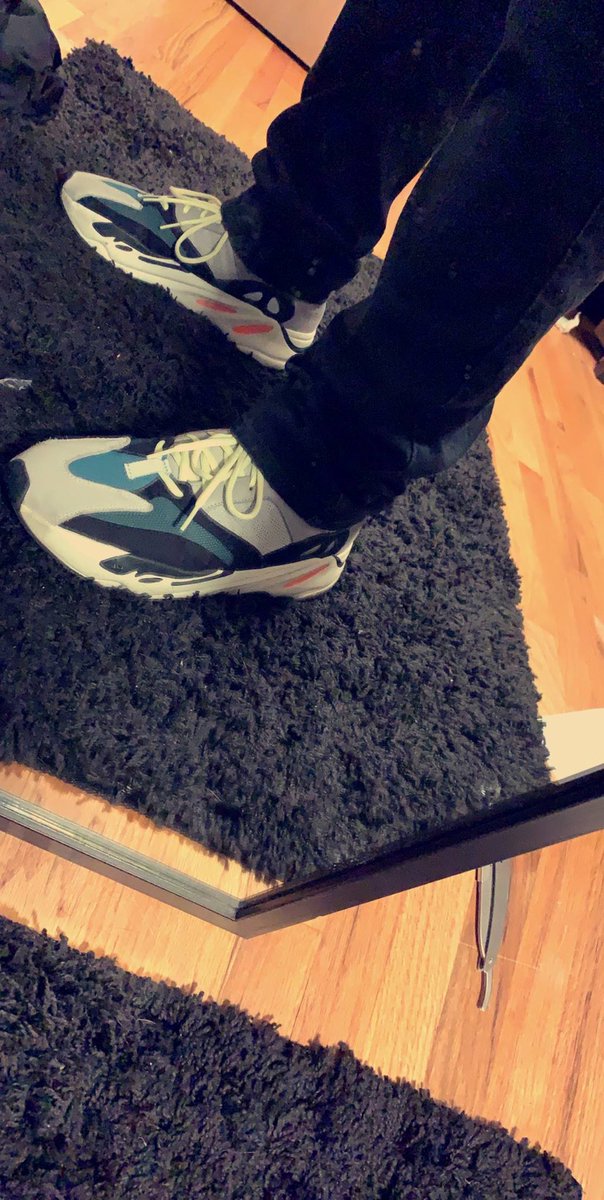 CLOSTMO's tweet photo. @ItsTinoDonato couple of my favorite sneakers lately, 700s are definitely my go to🤘 https://t.co/KnFQ1rjHQT