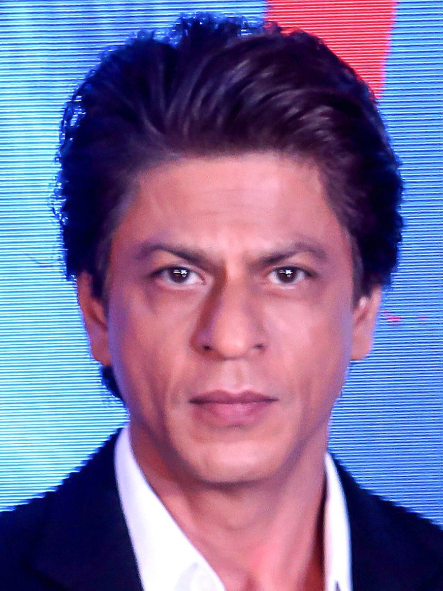 ABroNextDoor's tweet photo. Sharukh Khan              Sharukh Can https://t.co/vOEzJbnNhu