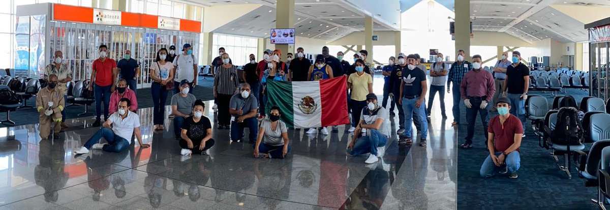 SRE_mx's tweet photo. ¡La @SRE_mx trabaja para que nuestros connacionales regresen a 🇲🇽! Hoy 31 mexicanos fueron repatriados, en un vuelo chárter privado, desde Trinidad y Tobago 🇹🇹.

La @EmbaMexTT acompañó de principio a fin el proceso de retorno. ¡#BienvenidosACasa 🏠! https://t.co/IG1v9gTRkB