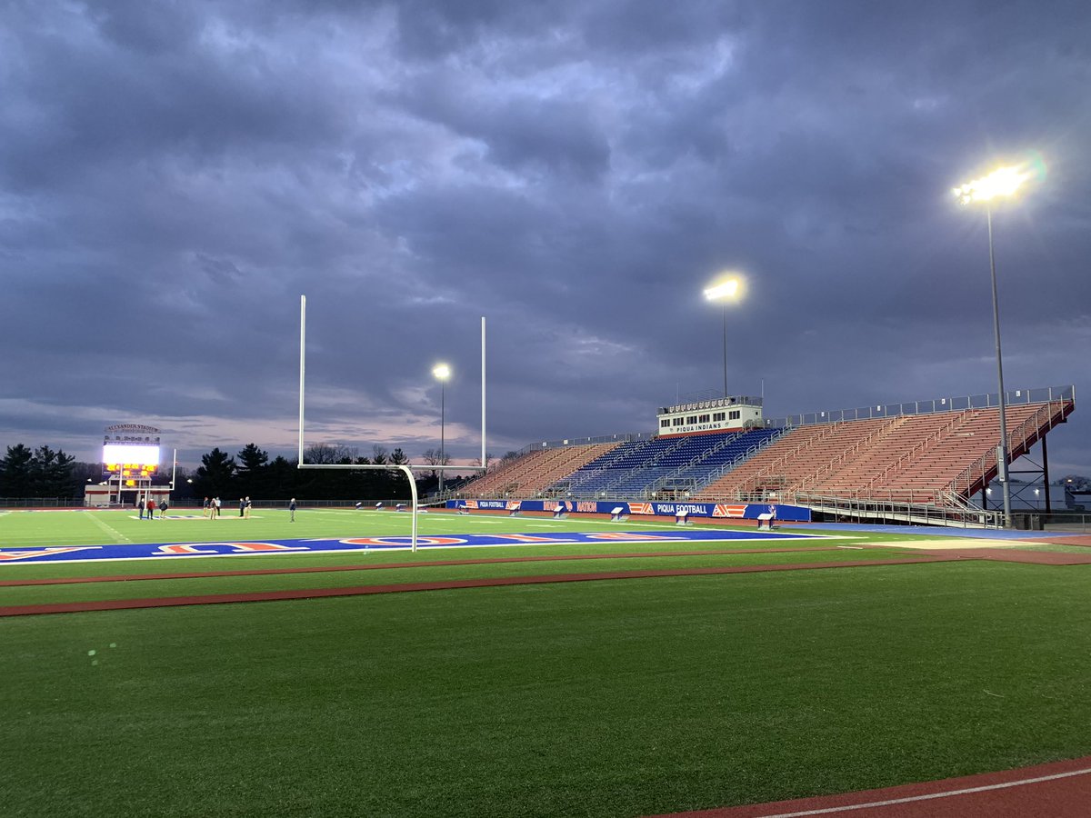 We light up Alexander Stadium to honor and appreciate the senior class of Piqua High School 2020. Let your light shine! #BeTheLight #MVL #WeArePiqua