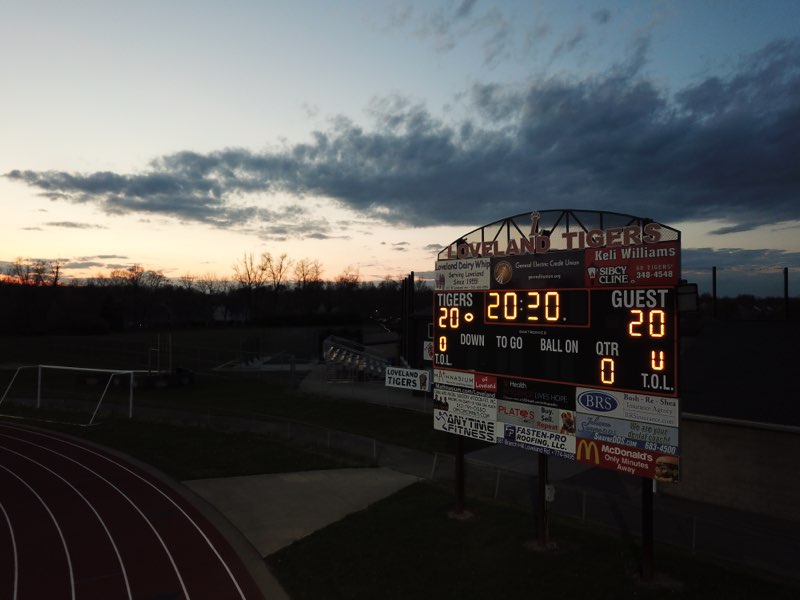 LovTigers_AD's tweet photo. In honor of our Spring Athletes and Class of 2020.  These lights are on for you this evening.  We appreciate all your dedication and commitment.   We miss you ALL!  Forever, Go Tigers! https://t.co/FlTHwoiYsi