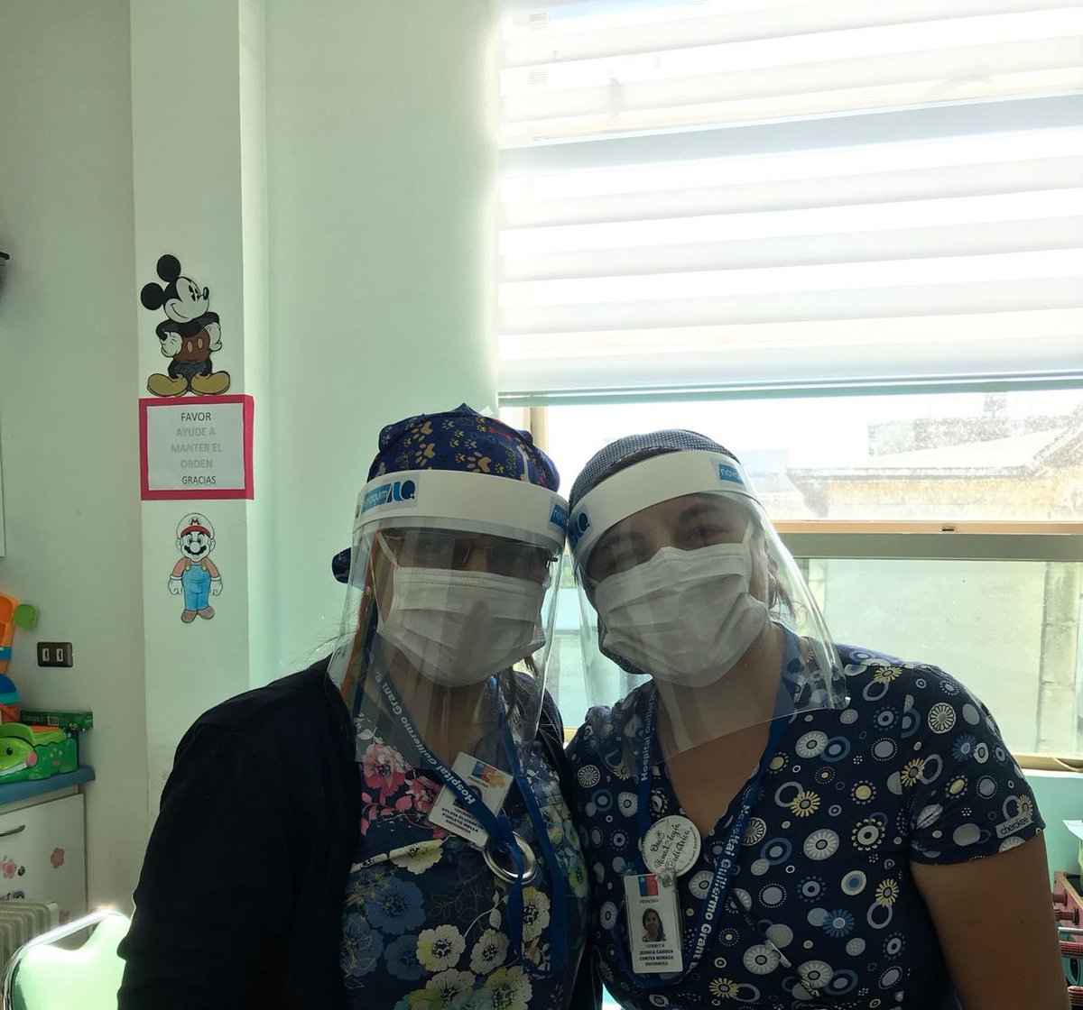 batasmasfuertes's tweet photo. El personal de salud del Servicio de Oncología pediátrica del Hospital Regional de Concepción con sus protectores faciales🙌🏼🙌🏼 Muchas gracias @cidereb por hacer posible esta donación🏥❤️ https://t.co/M6fpzlNNPf