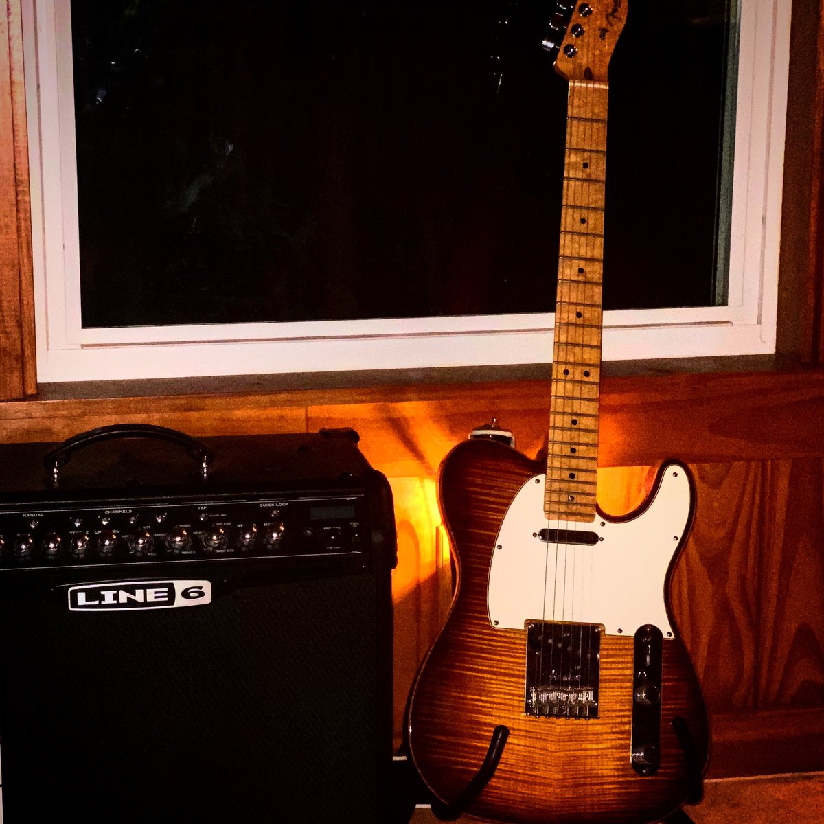 BackWoodRebel39's tweet photo. Tools of the trade! @fender @fendercustomshop @official_line6 #tigerburst #fender #telecaster #fendertelecaster #brettmyersmusic #baptizedingasoline #music #countrymusic #country #countryrock #guitar #rock https://t.co/6F1LOF6m6z