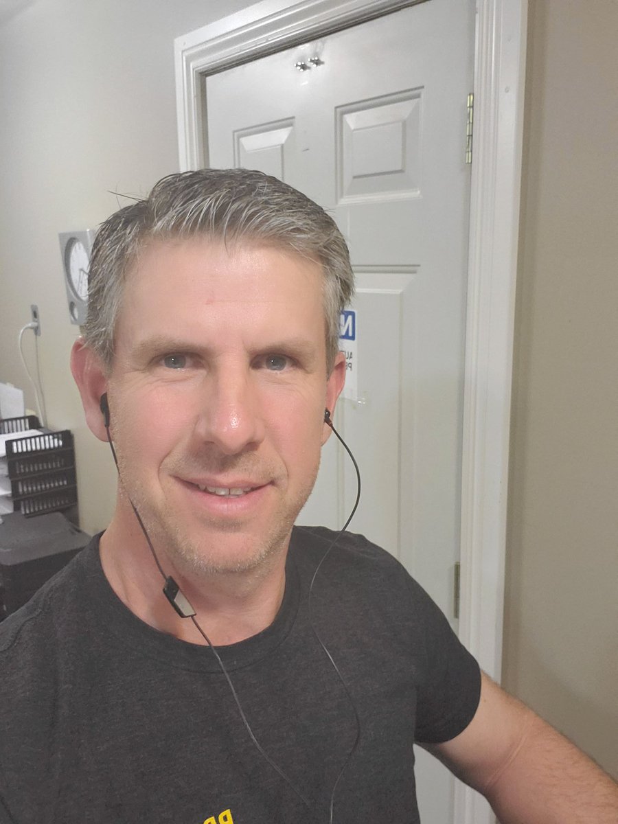 agourmetfarmer's tweet photo. Ok, I showered, put a clean pair of gitch on and brushed my hair for the FB live event tonight. Unfortunately we had tech issues streaming everyone in. We will reschedule I'm told.... Plus side, I smell nice #COVID19talk https://t.co/lFm1xvimO8