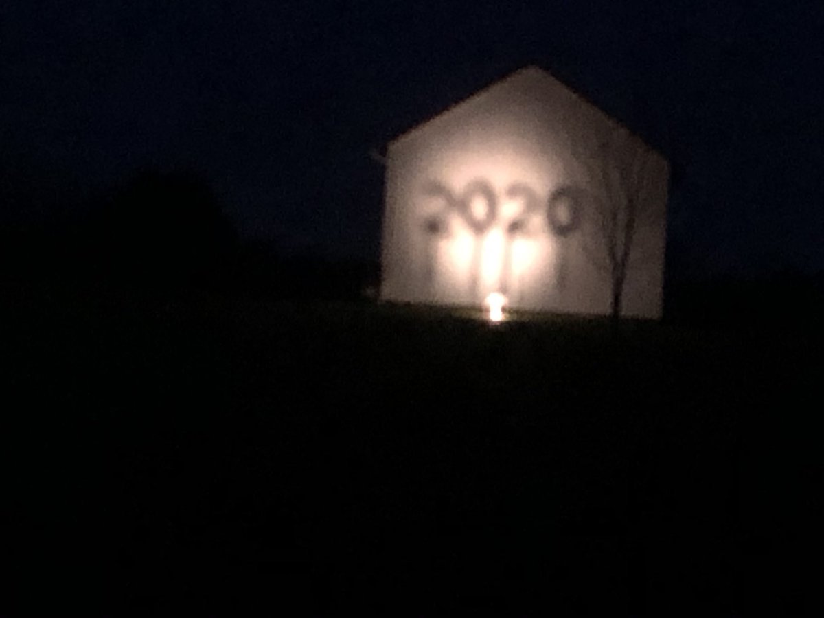 Tonight we light the barn in honor of our 2020 Senior class! Thanks for the many memories! ⚽️🏀🥎<a href="/McBurgFFA/">Mechanicsburg FFA</a> @burgathletics <a href="/McBurg_HS/">〽️echanicsburg HS</a>