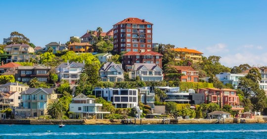 abundancepg's tweet photo. Daily Top Story: Australian house prices will fall by 10% in just six months, according to Commonwealth Bank forecasts

https://t.co/G6fPToV1Lo https://t.co/89DcP2SM8g