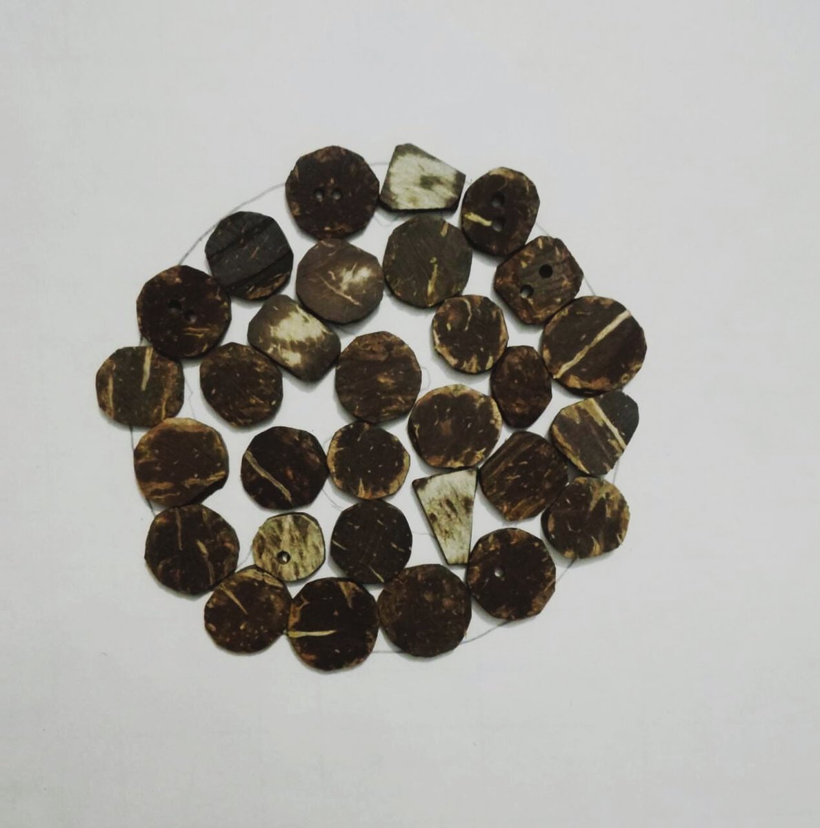 greencomrades's tweet photo. *Coconut Button * 🥥 🥥 🥥
Have dropped! In @Greenwaveses
Based on gorgeous handmade coconut button (from coconut husk) 🥥 Made with ❤️ at #Greenmitti
@GvmcS @swachhhyd @swachhbharat @goa @goacm
@GHMCOnline #ecofashion #coconut #coconutbutton #sustainability #recycle #EarthDay https://t.co/rZJMnUGyru