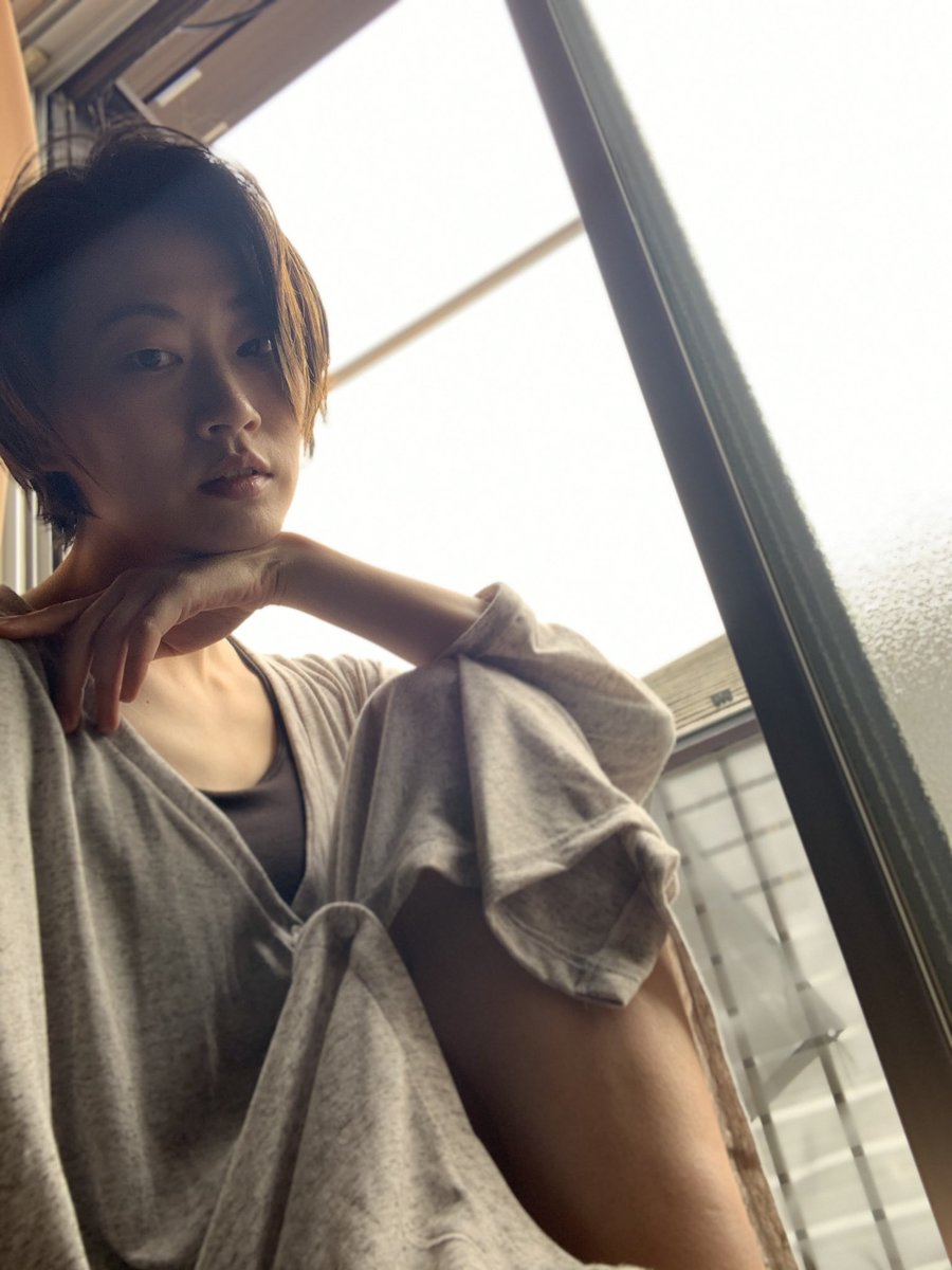 sufamoon's tweet photo. ♪。.:*・゜♪。.:*・゜
#mywindow
#apieceofmyday
#mytime
#foryourtime
#peacepeacepeace
#自然光
#スマホポトレ
#3秒タイマー
#ポートレート
#私の窓
#私の時間
#あなたにおすそ分け https://t.co/FQ8eEATjib
