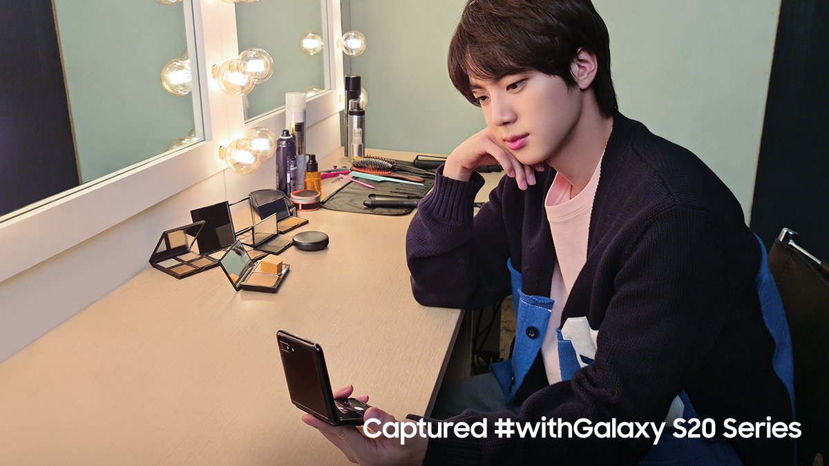 [Picture] Samsung Galaxy X BTS : Galaxy Z Flip [200413]