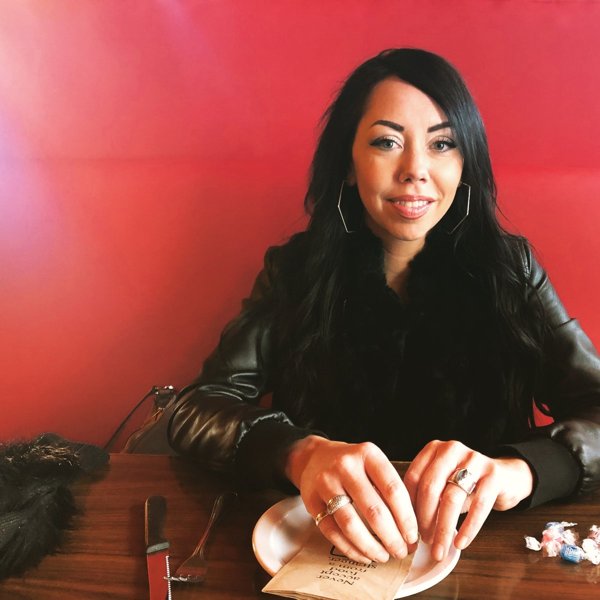 Amy Lee Owens tweet media