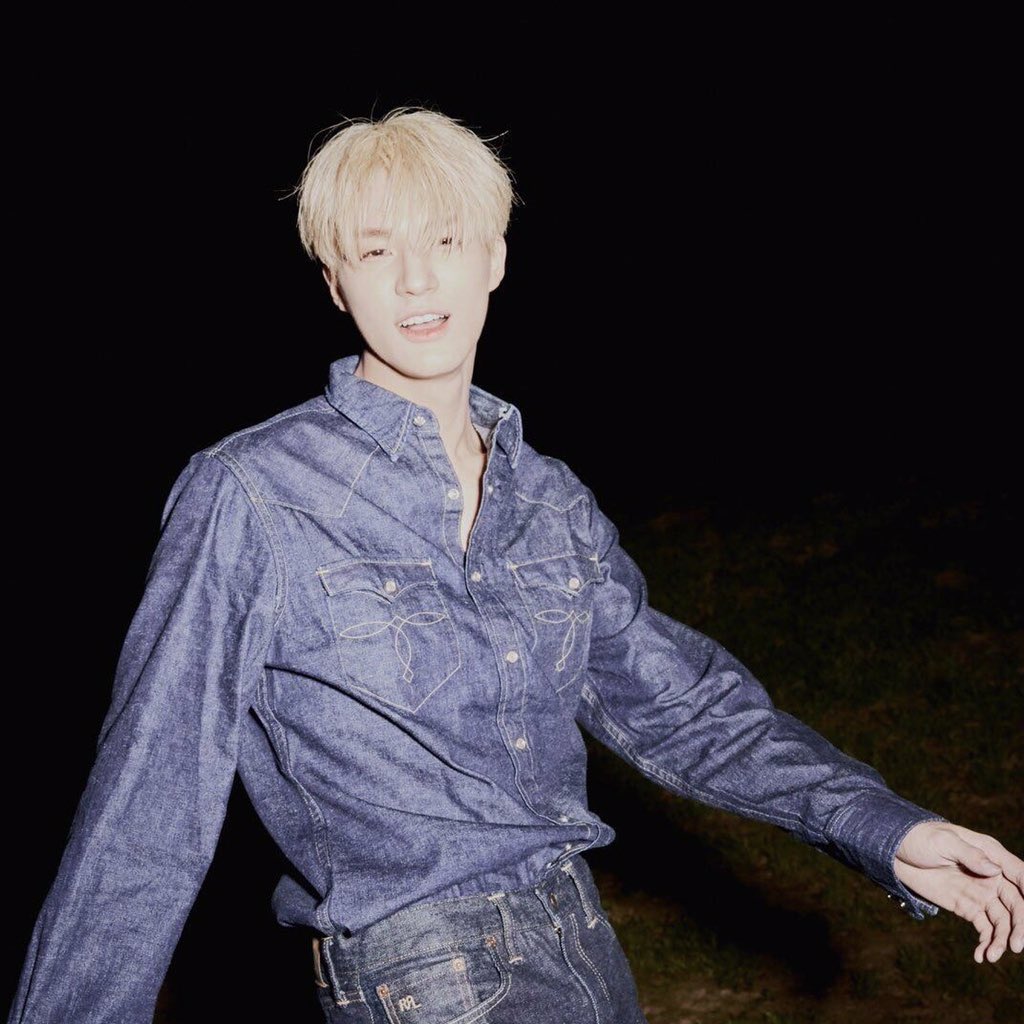 𝔐o-chou @close tweet media