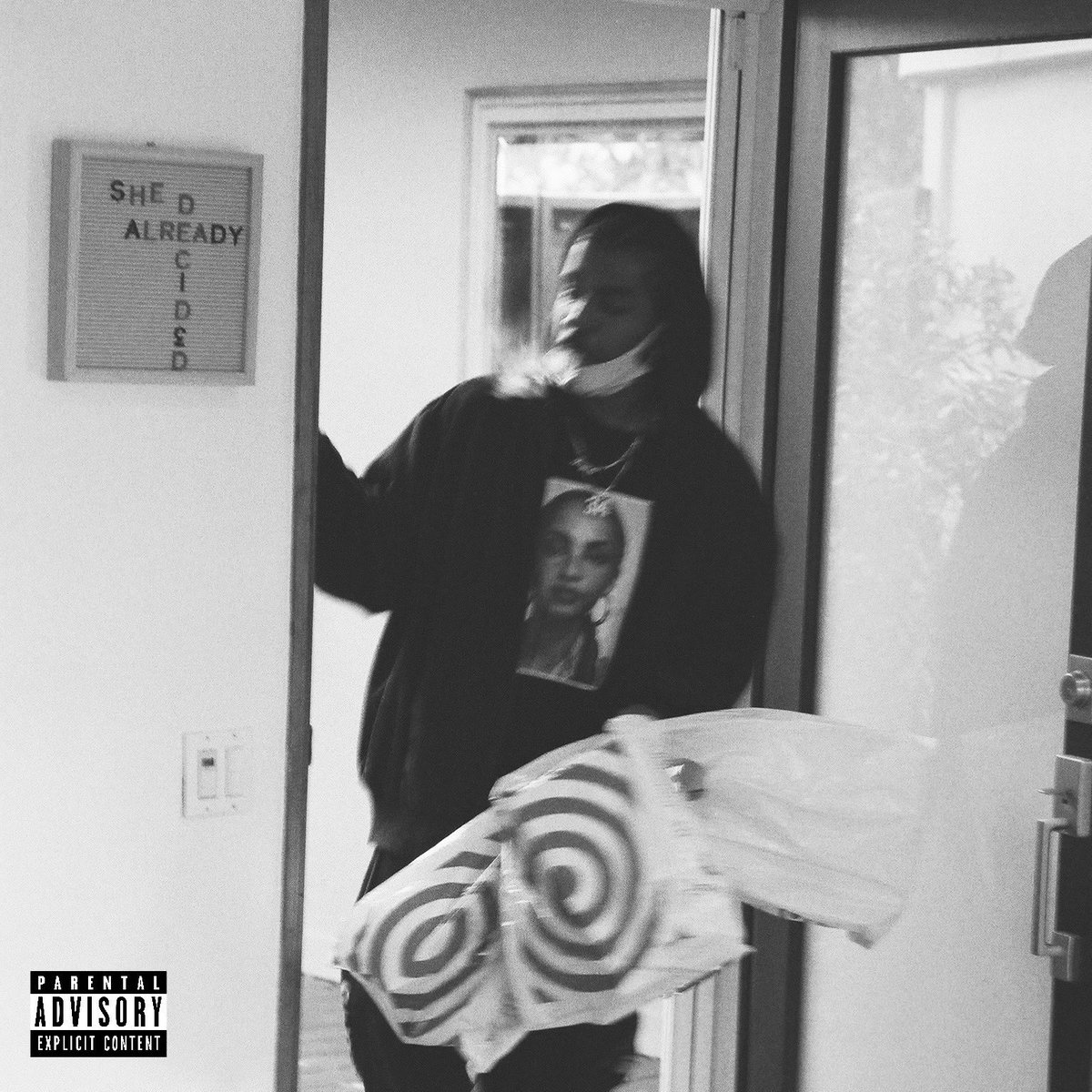 SHREKRAP's tweet photo. SMINO JUST DROPPED A 16 SONG MIXTAPE https://t.co/908JMN0H5t