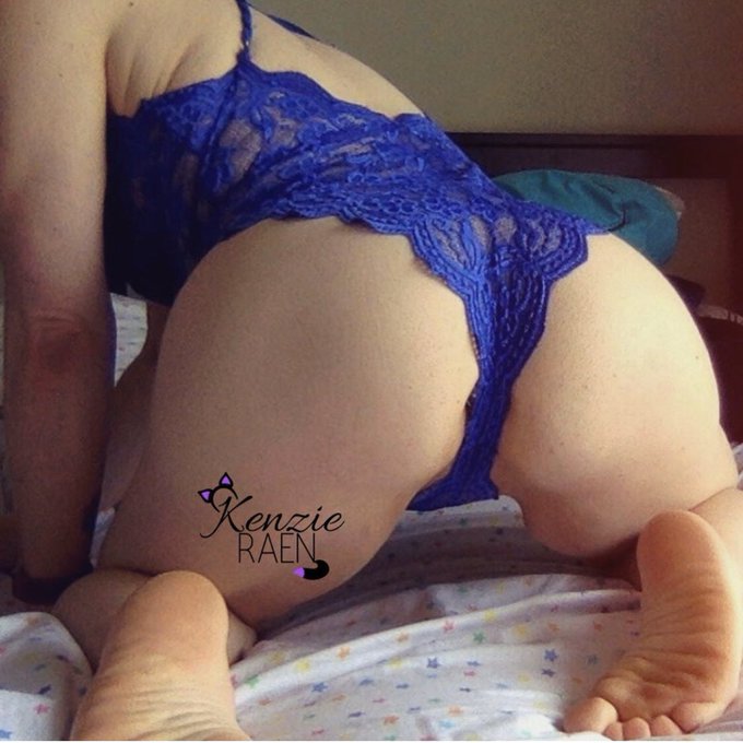 Get access to 400+ photos, 60 videos and more added regularly.  All of this for only $7.99/month.    🌈