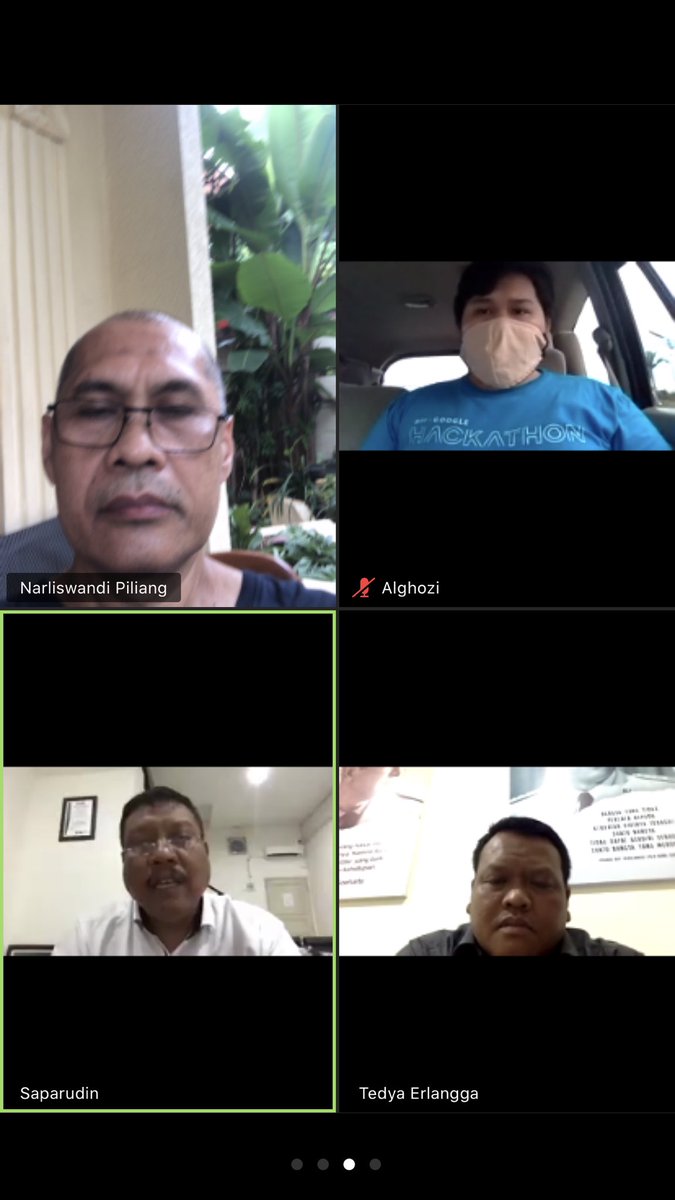 iwanpiliang7's tweet photo. Iya sejaman lalu Zoom dg Prof Udin dan Gozi. Kalau saja gelang itu bisa GPS minimal RFID akan top, hrsnya Pemda fasilitasi lagi riset kilat ke sana sembari aplikasi ditingkatkan. Cc @bangerzaldi #SaveBabel https://t.co/JRGfNxWrqR