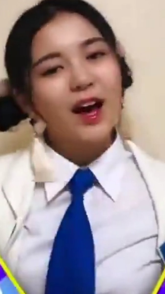 こんなに笑ってるユリアちゃん始めてみた。 #虹色ユリア #増田來亜