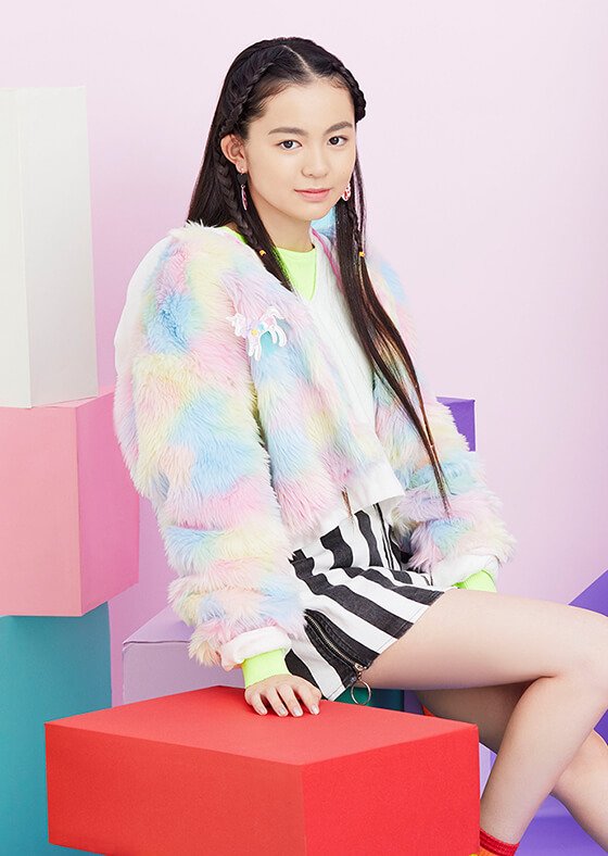 こんなに笑ってるユリアちゃん始めてみた。 #虹色ユリア #増田來亜