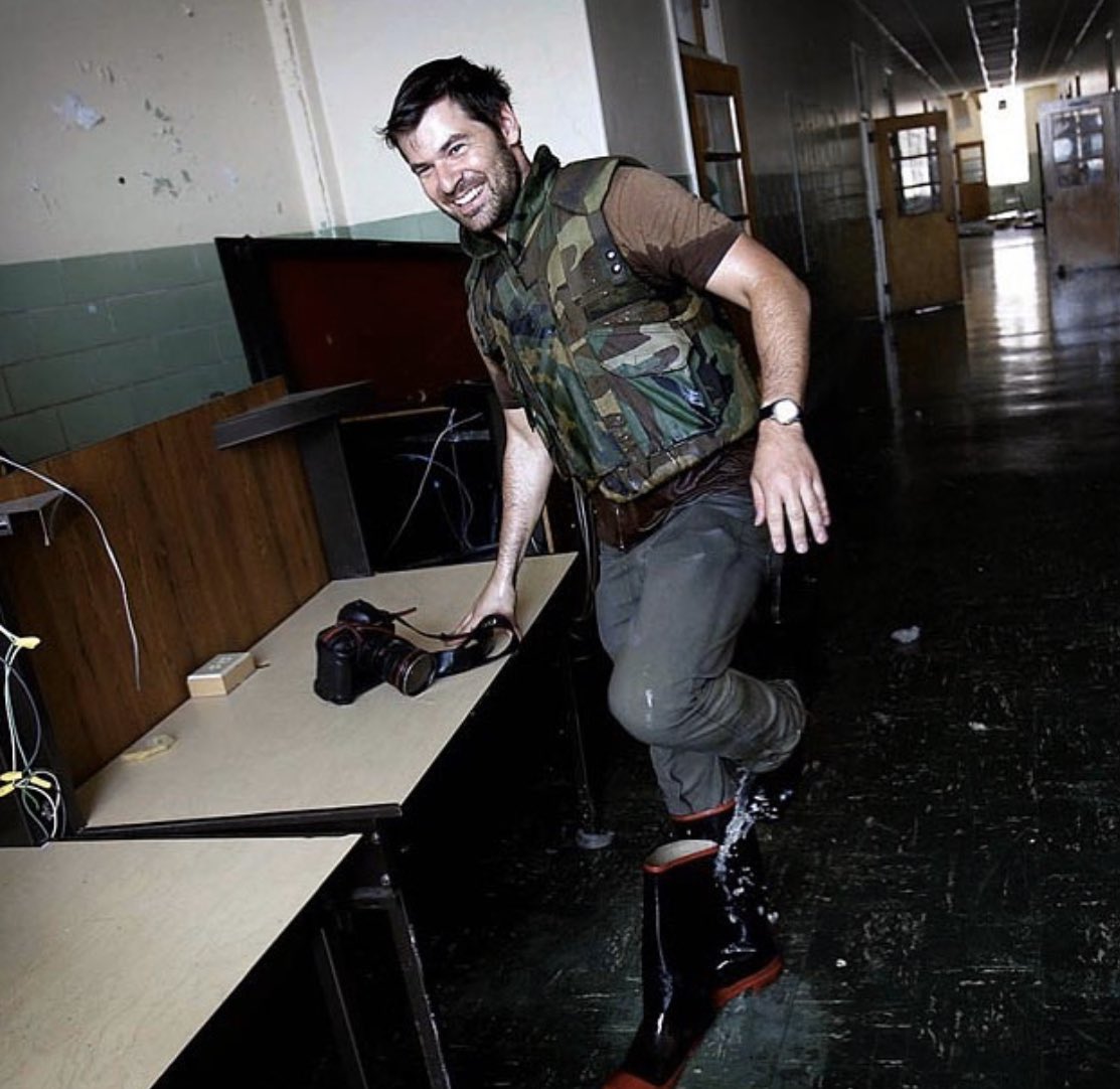 Photospice's tweet photo. Nine years ago today our good friend #ChrisHondros was killed in Liberia. I made this picture of him after he fell out of our boat and into rotten water while covering Katrina. Miss him ... he would be all over this pandemic. #photojournalist #photojournalism https://t.co/3vp3yZu1UJ