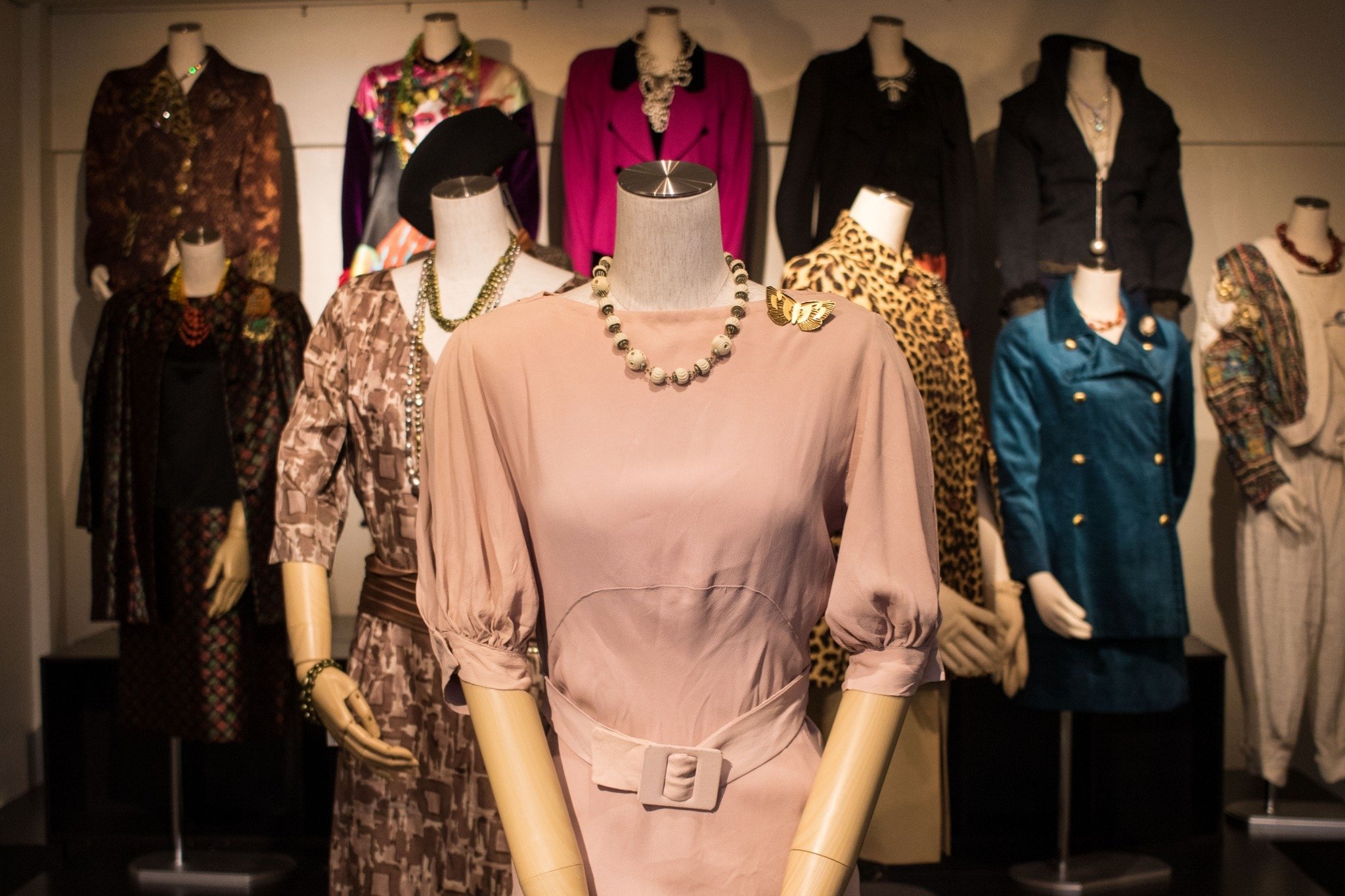 アクセサリーミュージアム 1 ワンピース 1930年代アメリカ ブローチ 19 30年代 ブレスレット 19 30年代 T Co Drrrxtwyqa Twitter