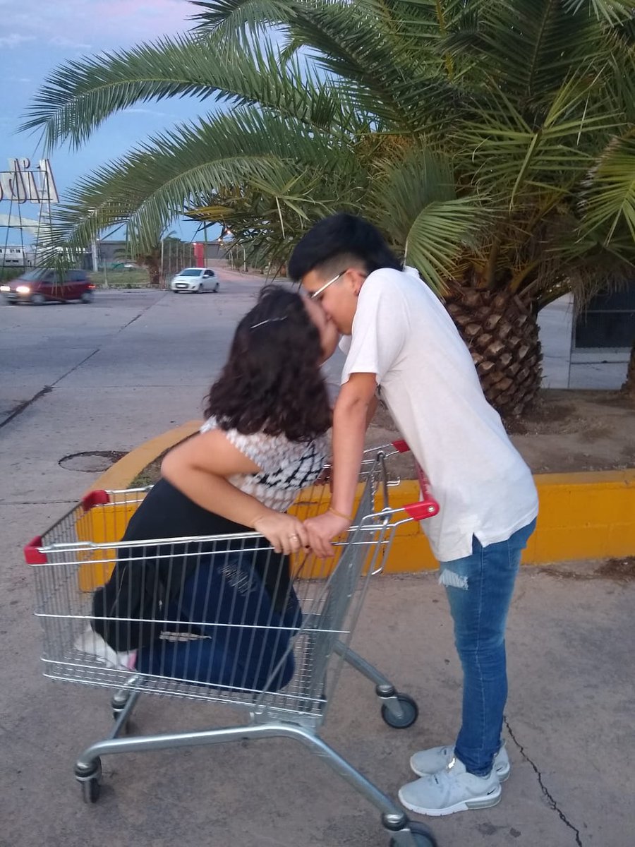 ripjoaquin_'s tweet photo. ✨voy a quedarme con vos al lado cuando todo se nos ponga feo.

        melón vino - wos

1:51────I─────3:02

↺͏͏           ◁◁͏͏       ll       ▷▷ https://t.co/dxlHkIeQ1l