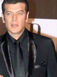 PocketPressRele's tweet photo. Aditya Pancholi wife, age, son, daughter, family, biography, date of birth, affairs, family photo, house, movies, kangana, actor, all movies, film, image https://t.co/Wcig2qpx2b https://t.co/TYBMWxXCFF