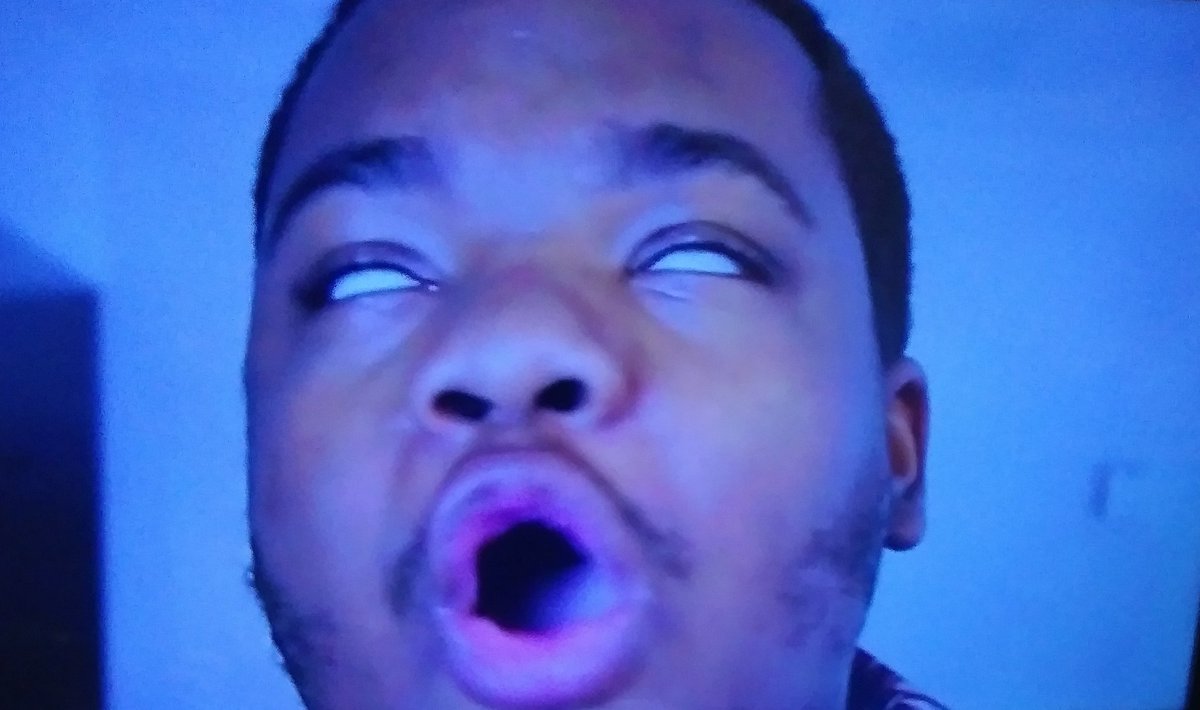 BOTDFotaku's tweet photo. @MacDoesIt 

DON'T PAUSE THE VIDEO https://t.co/47Plvqj4dB