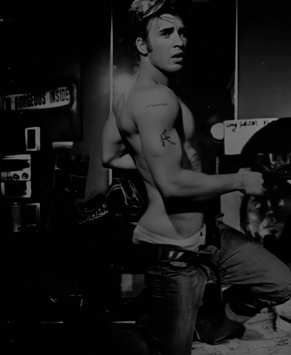 Hey babe, cum in me.
#GayRol #FreeRol #SexRol #Rp