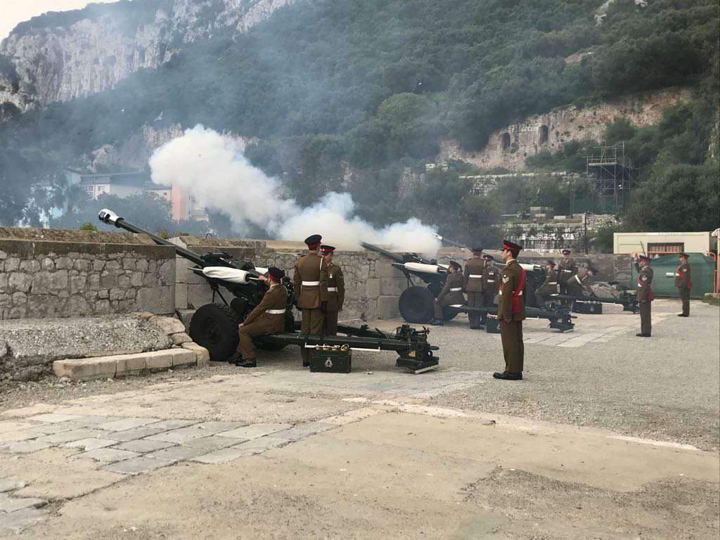 Many Happy Returns Your Majesty <a href="/RoyalFamily/">The Royal Family</a> from all ranks of The Royal Gibraltar Regiment 🇬🇮 We will forever be inspired by Your selfless example. Sadly unable to mark this occasion with a Royal Gun Salute, so here is last year's! NEH. <a href="/QueensDivision/">The Queen’s Division</a> <a href="/BritishArmy/">British Army 🇬🇧</a>